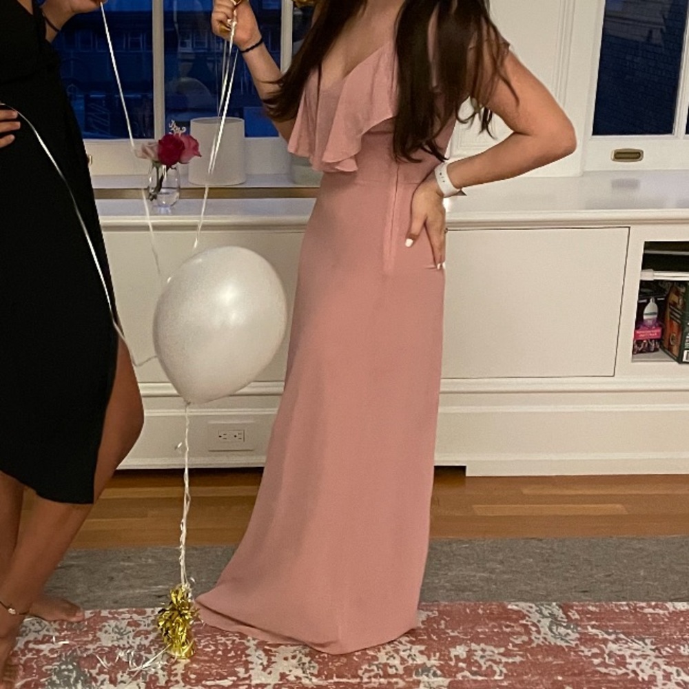 pink flowy dress